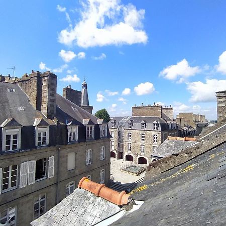 Le Nid - Fougeres Centre Historique Daire Dış mekan fotoğraf